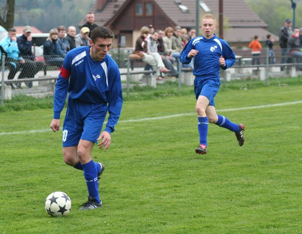 ostre-strzelanie-pikarzy-lotnika-14712