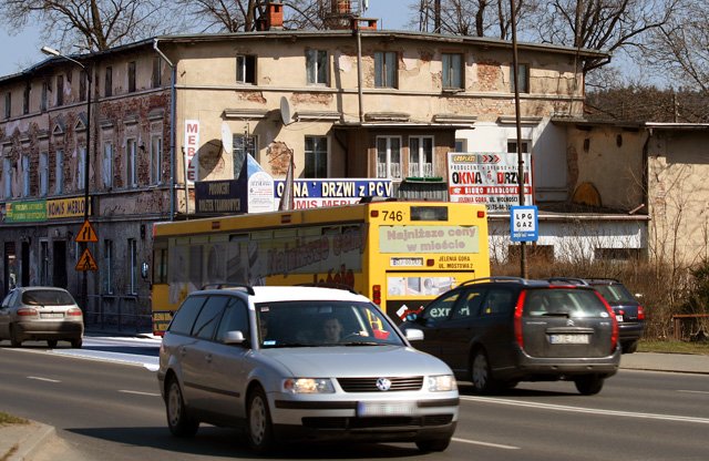 UIlica Wolności na wysokości dawnego Zajazdu Cieplickiego.