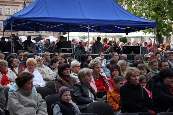 koncertowy-plac-ratuszowy-14838