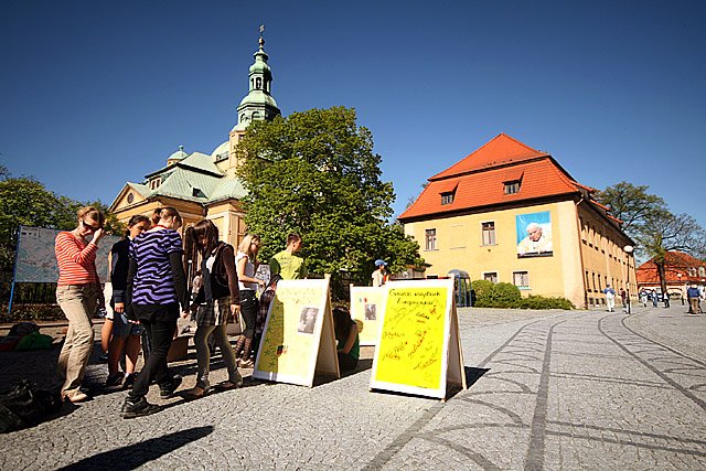 modzi-nietypowo-przypomnieli-o-swiecie-zjednoczonej-europy-14930