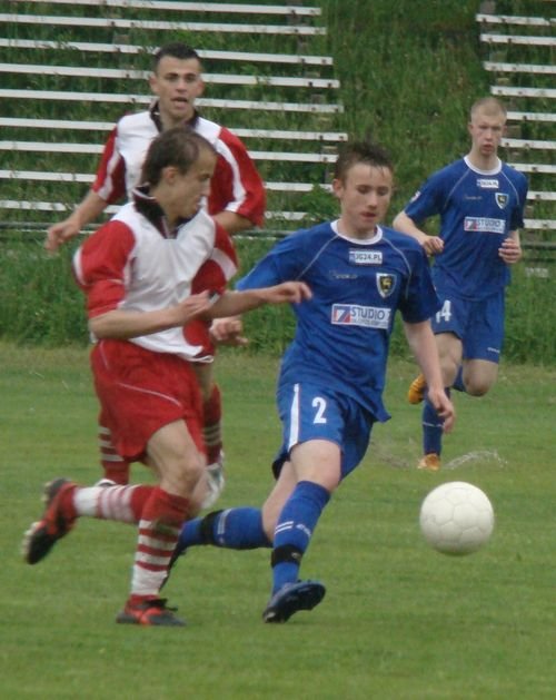 juniorzy-karkonoszy-przespali-druga-poowe-15067