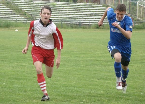 juniorzy-karkonoszy-przespali-druga-poowe-15067