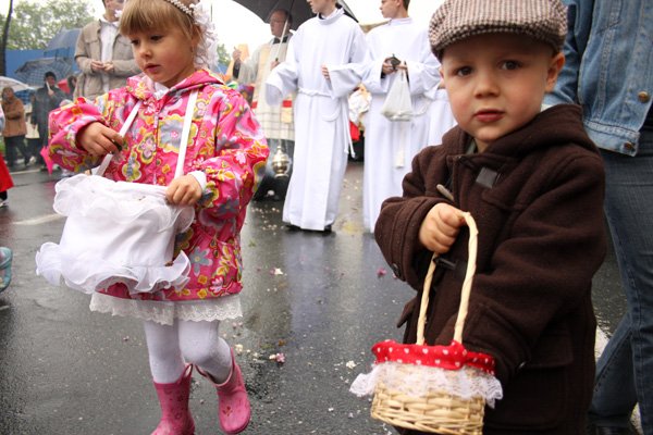 w-deszczu-manifestowali-wiare-15136