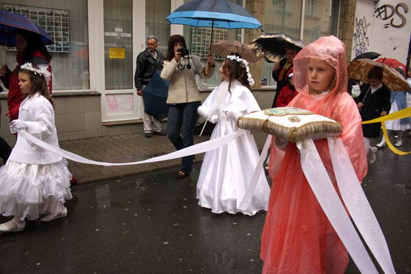 w-deszczu-manifestowali-wiare-15136