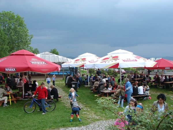 raz-na-ludowo-przy-kiebaskach-i-rybce-15222