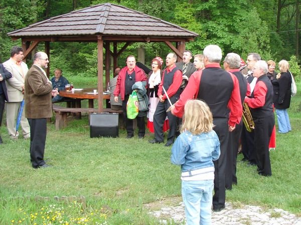 raz-na-ludowo-przy-kiebaskach-i-rybce-15222