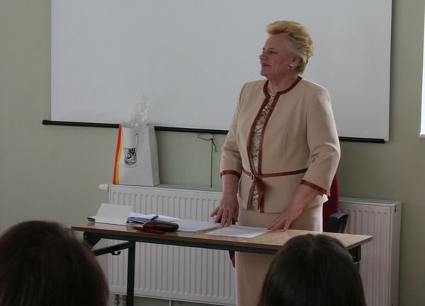 studenciseniorzy-rozmawiali-o-nauce-15260
