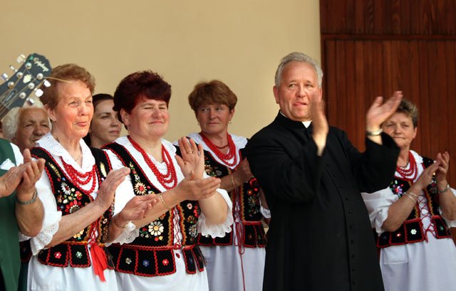 gorace-swieto-matki-przy-cieplickiej-parafii-15293