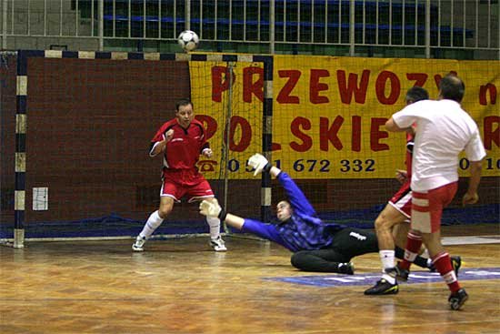liga-mosu-w-futsalu-6-kolejka-pena-niespodzianek-1538