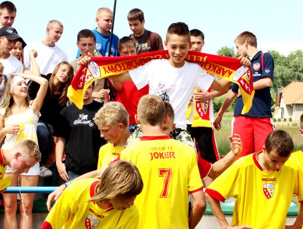 mecz-na-szczycie-juniorzy-kks-rewanzuja-sie-uzycom-luban-15406