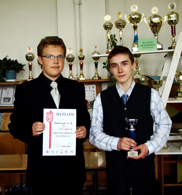 Elegancja reprezentacja Gimnazjum nr 1 – zajęła ostatecznie II miejsce