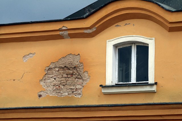 kamieniczki-w-rynku-obraz-nedzy-i-rozpaczy-16077
