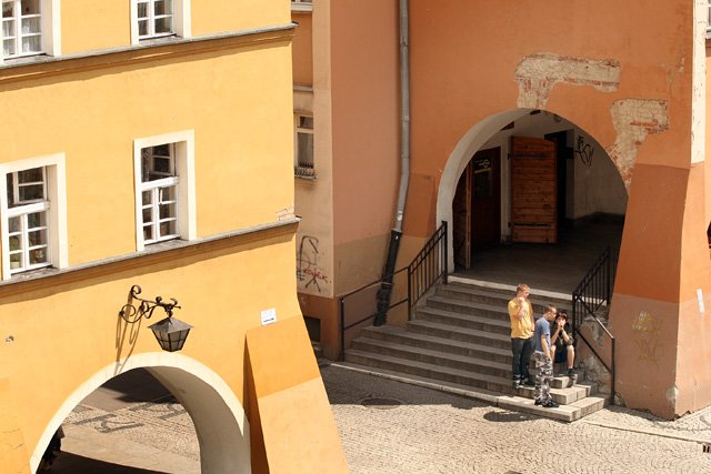 kamieniczki-w-rynku-obraz-nedzy-i-rozpaczy-16077