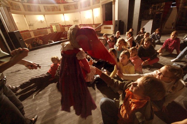 teatrzyk-jelonka-gorskiego-rzadzi-w-zdrojowym-16091