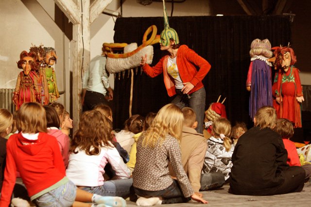 teatrzyk-jelonka-gorskiego-rzadzi-w-zdrojowym-16091