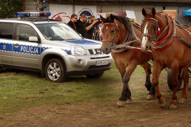 bardzo-rodzinnie-z-policja-16171