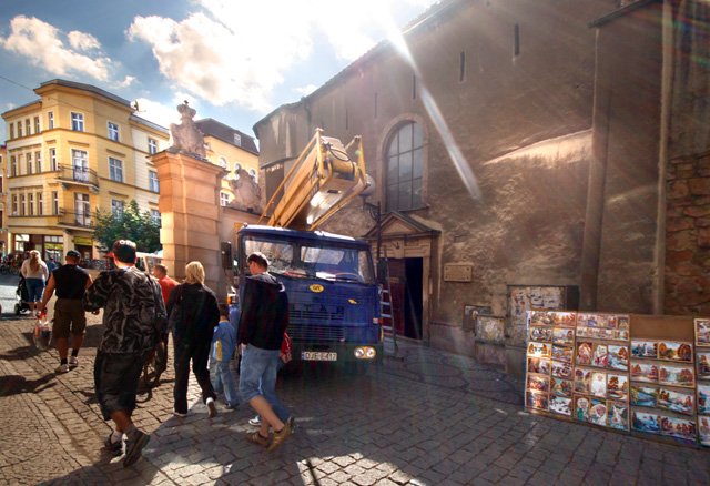 bursztynowa-swiatosc-w-centrum-miasta-16329