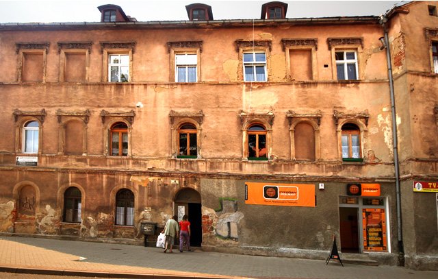 wandale-niszcza-zab-czasu-nadgryza-16403