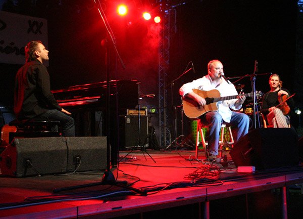 gitara-i-piorem-w-karpaczu-16618