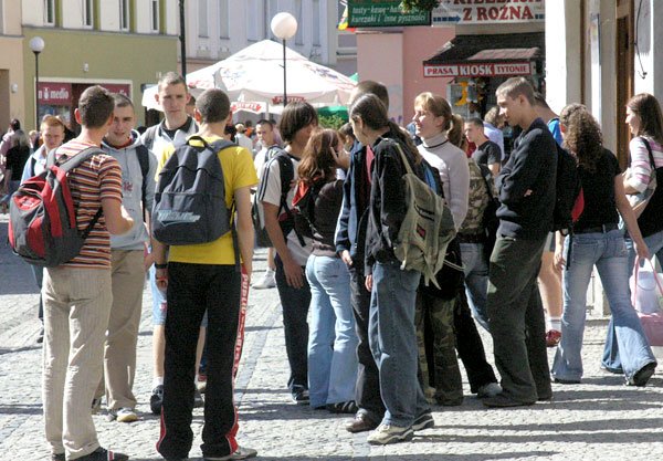 Kiedy młodzi ludzie dostaną wsparcie z unijnych pieniędzy? Tego nie wie nikt.