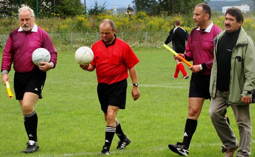 chojnik-wygrywa-na-inauguracje-lolek-bohaterem-meczu-16634
