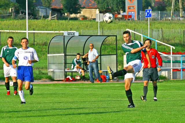 hokejowy-wynik-w-jezowie-zwany-swinskim-remisem-16704