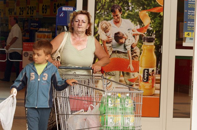 Klienci Tesco jako pierwsi zrobią zakupy w nowej galerii.