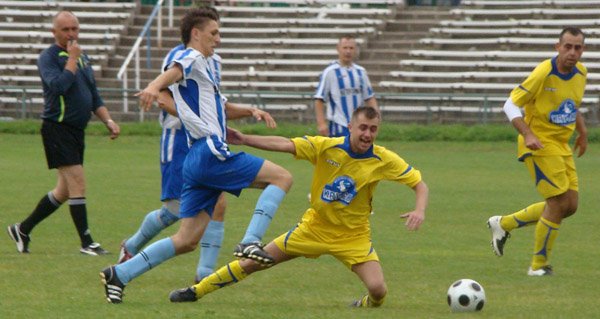 pub-gol-jelenia-gora-wygrywa-z-silnym-rywalem-16924