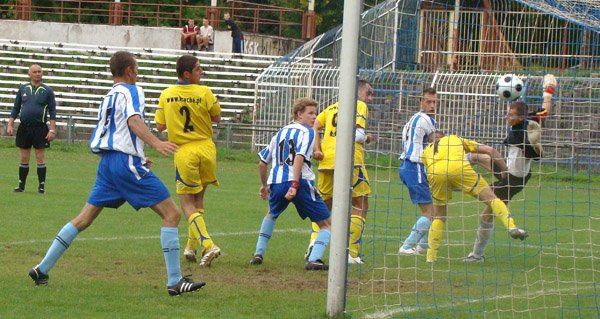 pub-gol-jelenia-gora-wygrywa-z-silnym-rywalem-16924