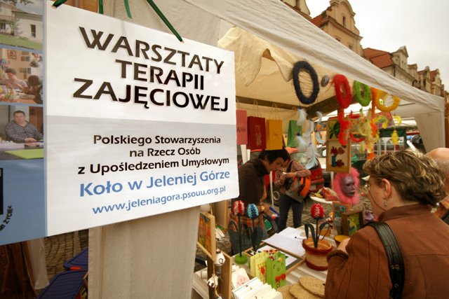 nie-tylko-szklane-cuda-spod-sniezki-17009