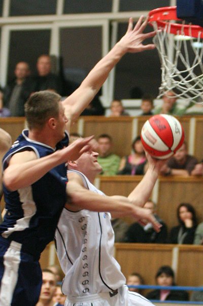 koszykarze-sudetow-przegrali-z-bardziej-doswiadczonym-beniaminkiem-17665