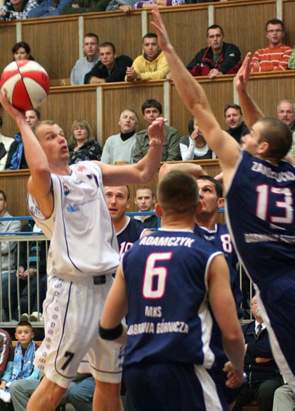 koszykarze-sudetow-przegrali-z-bardziej-doswiadczonym-beniaminkiem-17665