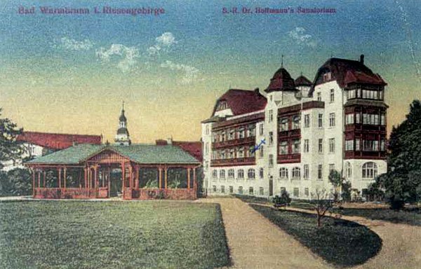 Sanatorium Hofmanna. W niemal niezmienionej formie zachowało się do dziś. Urosły tylko drzewa i zniknęła drewniana altana.