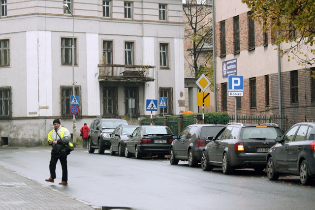 straznicy-miejscy-blizej-policji-17830