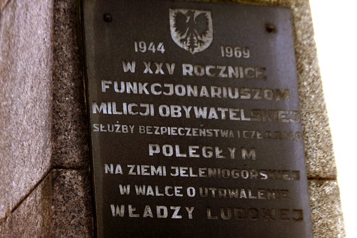 refleksja-nad-przemijaniem-posrod-zniczy-pamieci-17893