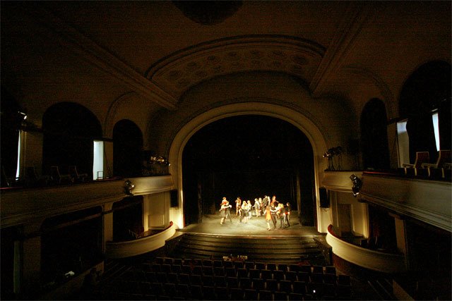 teatr-jeleniogorski-zjawiskiem-i-skandalista-17939
