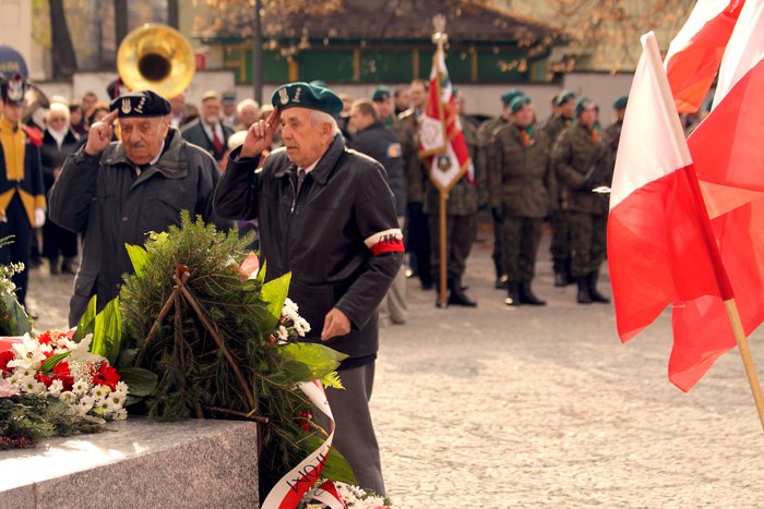 chwaa-bohaterom-polski-niepodlegej-18048