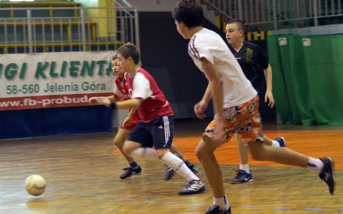 rosna-gwiazdy-futbolu-18050