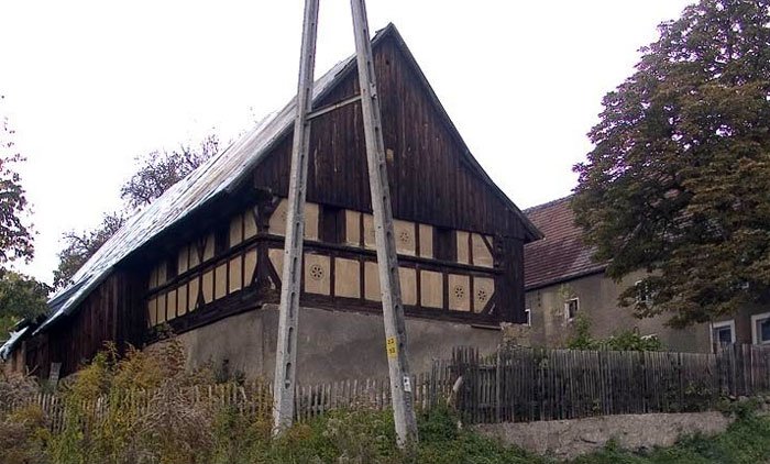 zabytek-sie-sypie-wasciciel-nie-ma-pieniedzy-18132