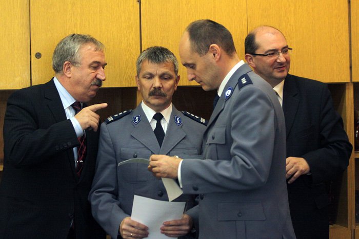 dzieki-wspopracy-monitoring-i-lepsze-komisariaty-18229