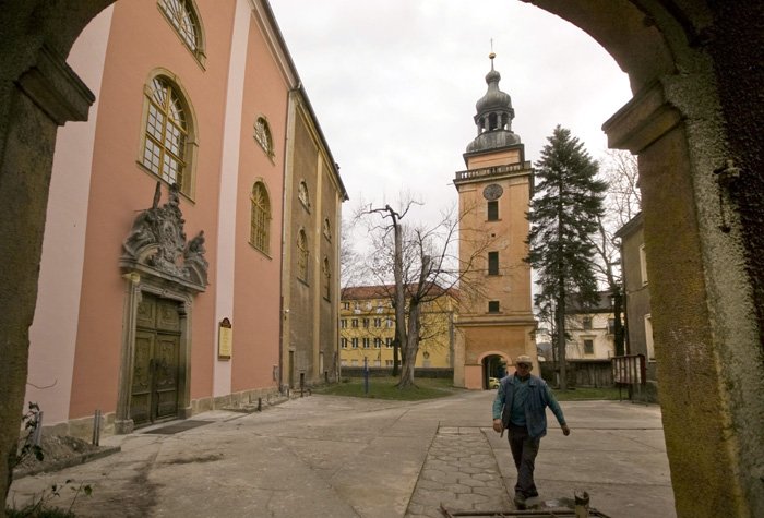 poowiczny-blask-barokowej-swiatyni-18356