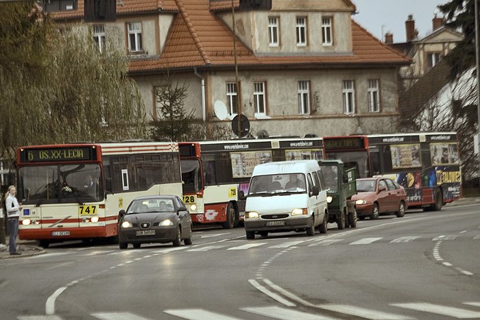 stadna-jazda-miejskich-autobusow-18374