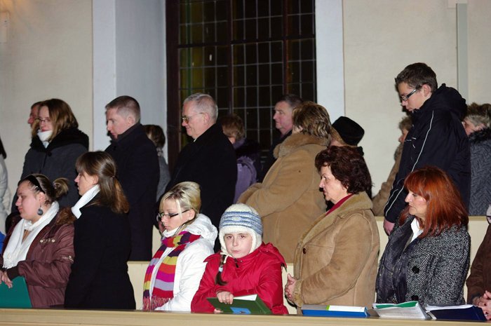 Pasterka w kościele w Mysłakowicach.