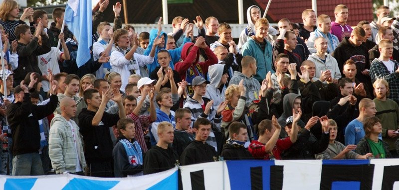 Podczas szlagierowego meczu z Górnikiem, pojawiło się ponad pół tysiąca jeleniogórskich kibiców