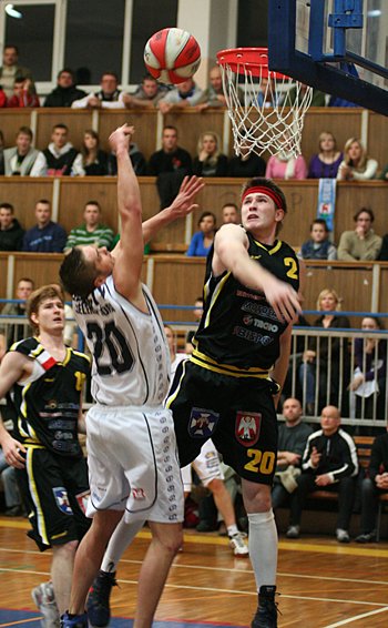 Tomasz Pisarczyk kilka razy skutecznie zablokował naszych zawodników