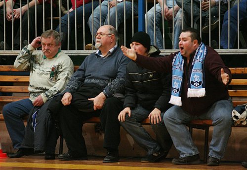 Kibice często mieli zastrzeżenia do pracy sędziów