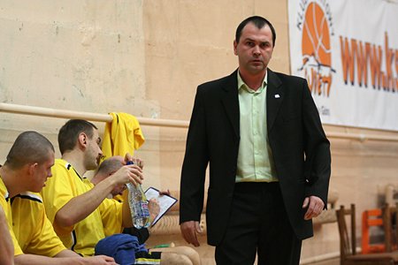 Trener Sokoła nie mógł być spokojny o zwycięstwo. Walka trwała do ostatnich sekund