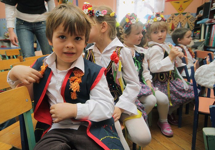 Nowa szkoła dla sześcioletnich dzieci będzie oznaczała definitywny koniec beztroski.