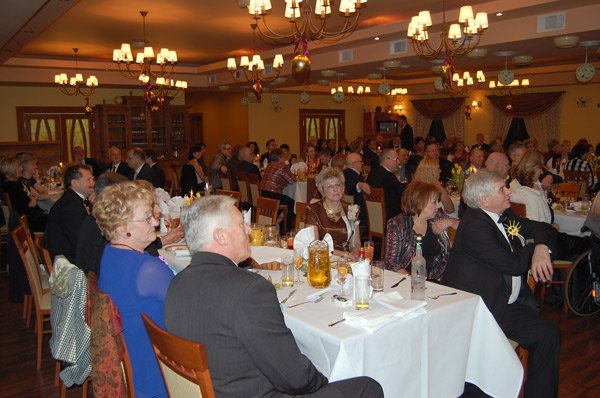 rotary-club-zbiera-na-usg-19186