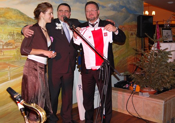 rotary-club-zbiera-na-usg-19186